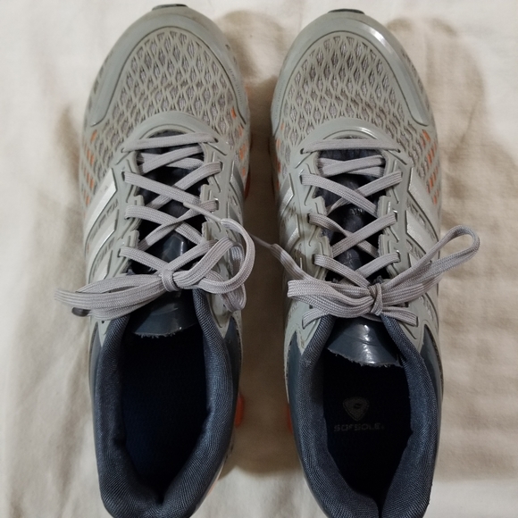 Adidas Sling Blade shoes.  Excellent condition. - Picture 2 of 7